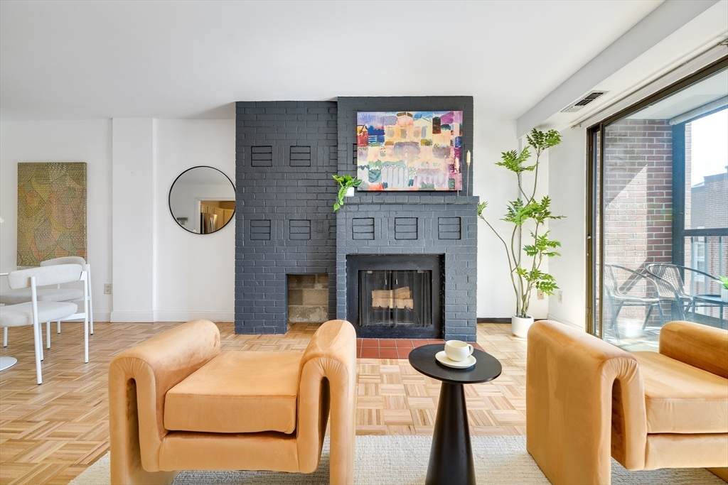 1580 Massachusetts Ave - Photo 1