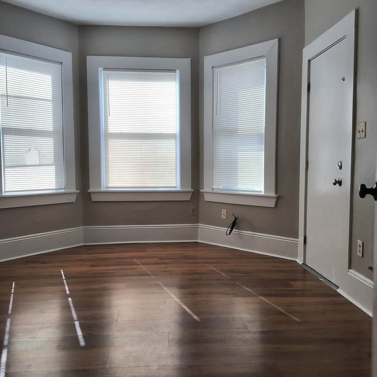 98 County St - Photo 1