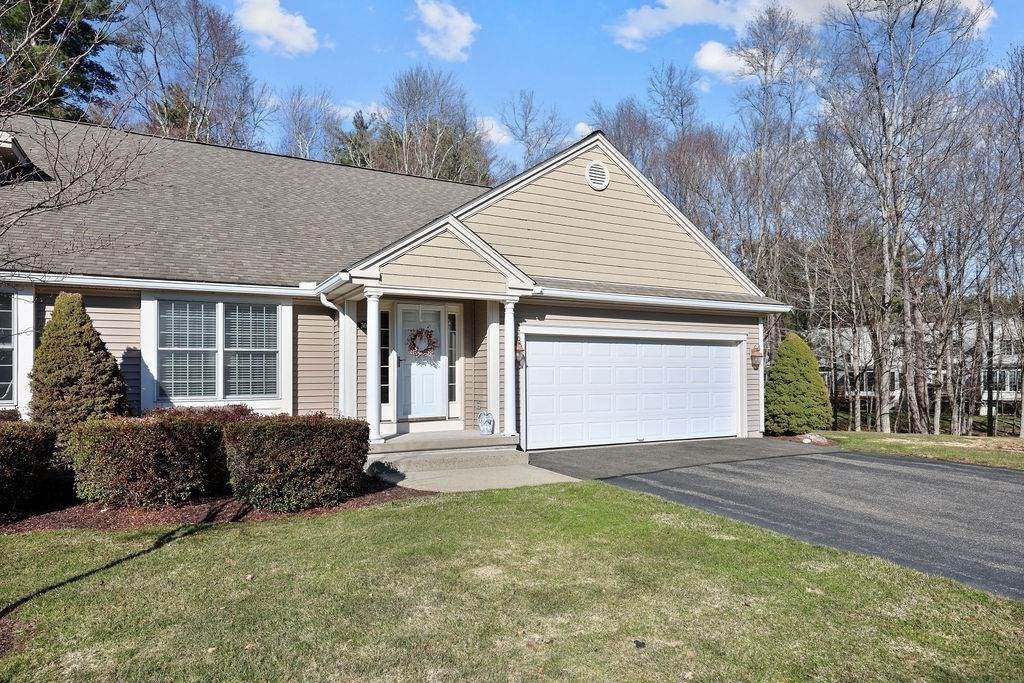 300 Pinehurst Drive - Photo 1