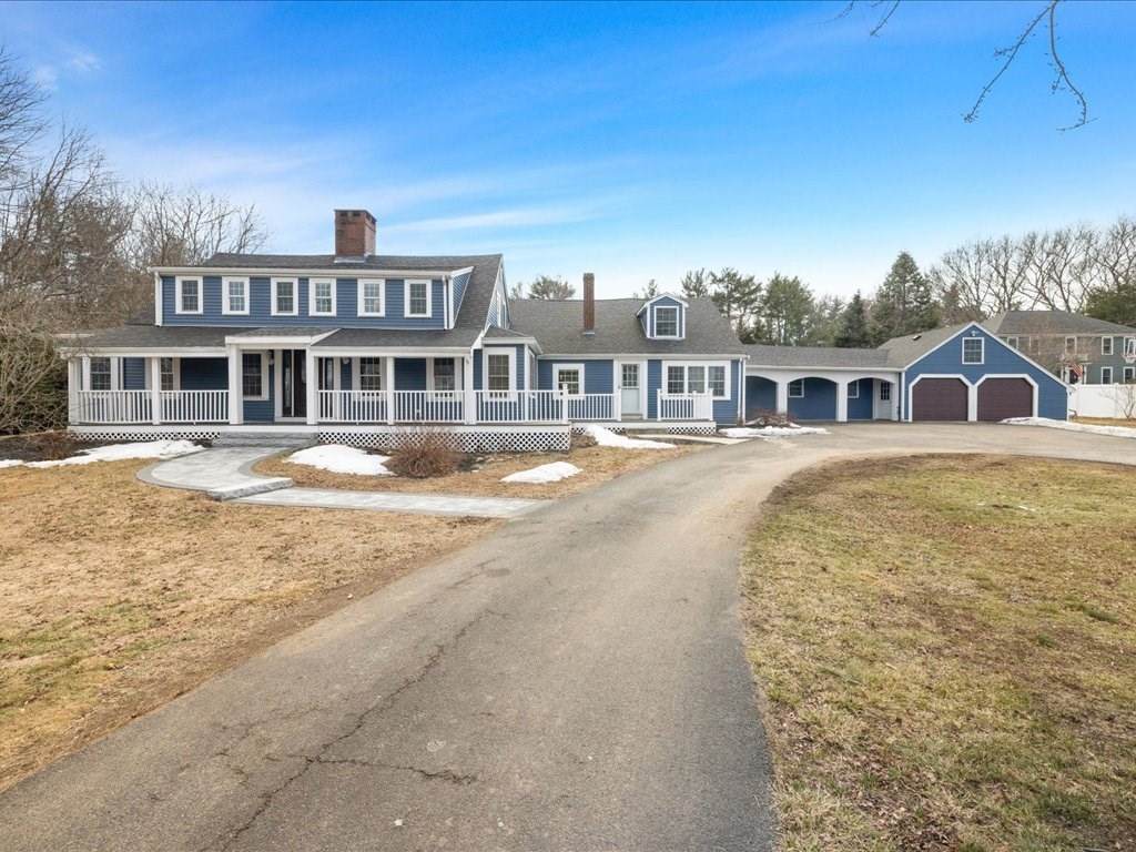 555 Webster St. - Photo 1