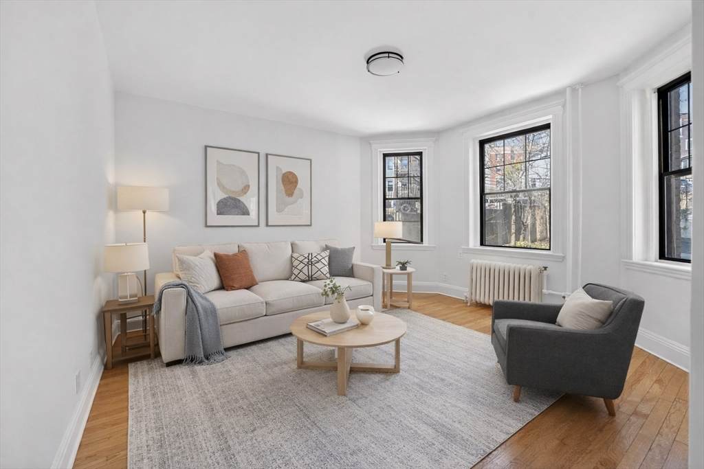 370 Chestnut Hill - Photo 1