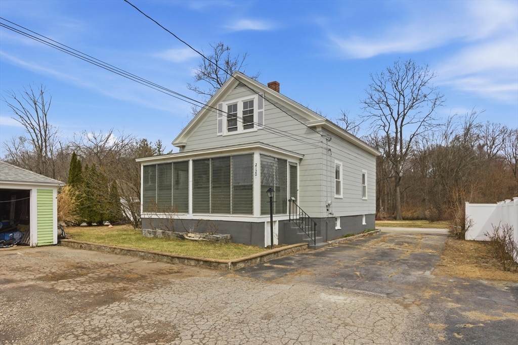 2120 Providence Rd - Photo 1