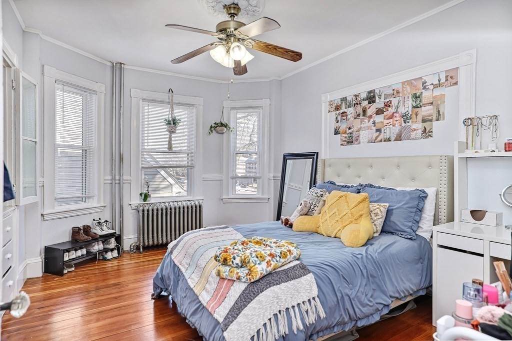 753 Boylston - Photo 1
