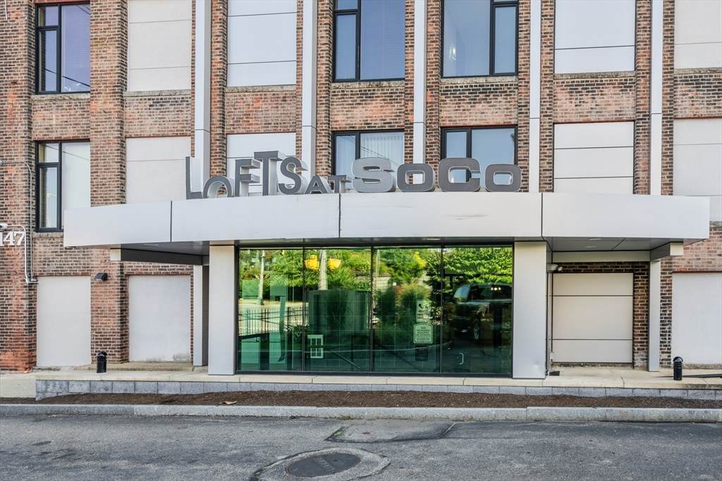 147 Centre Street - Photo 1