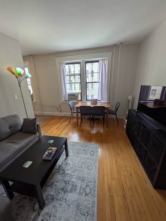 370 Chestnut Hill Ave - Photo 1