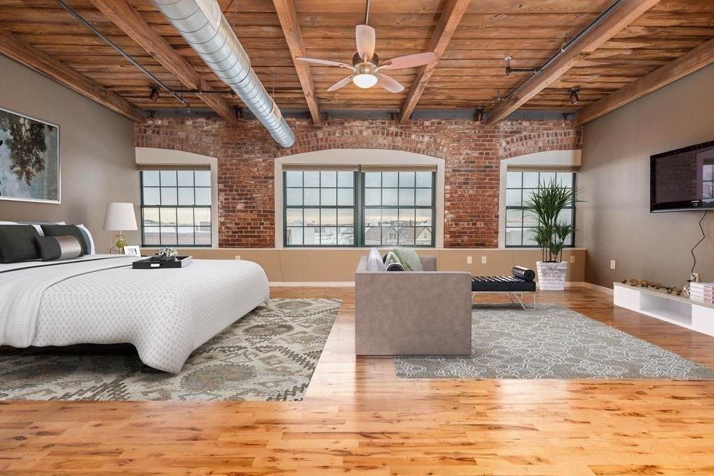 210 Broadway - Photo 1