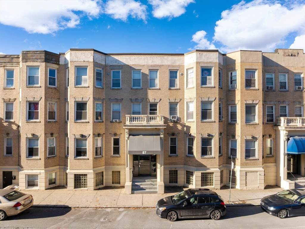 87 Gordon Street - Photo 1