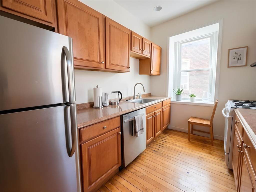 11 Vancouver St - Photo 1
