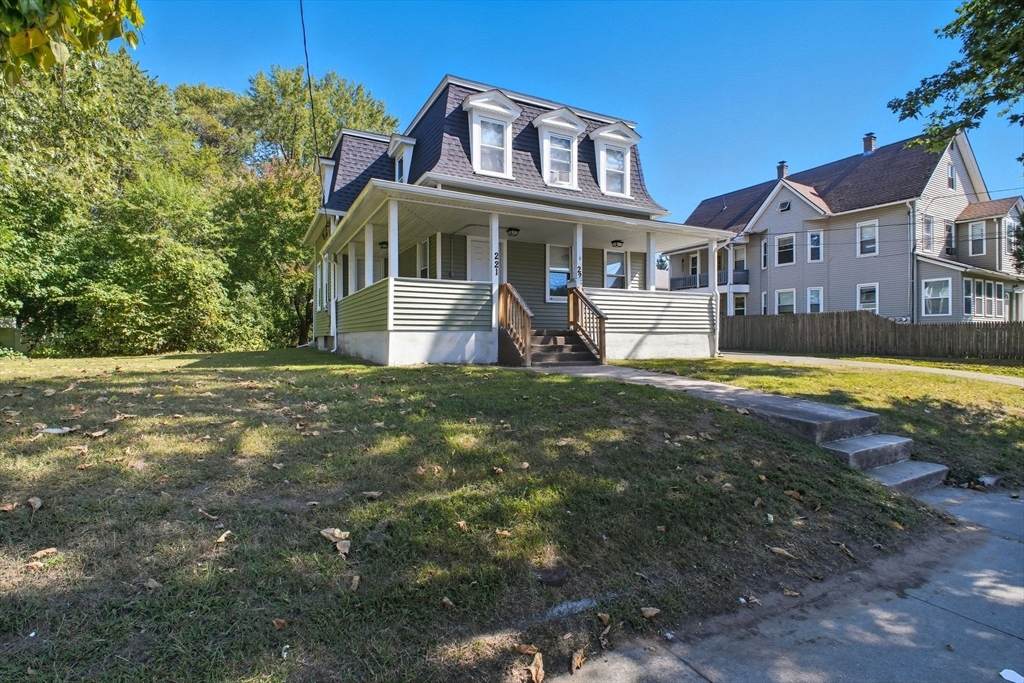 221 East St - Photo 1