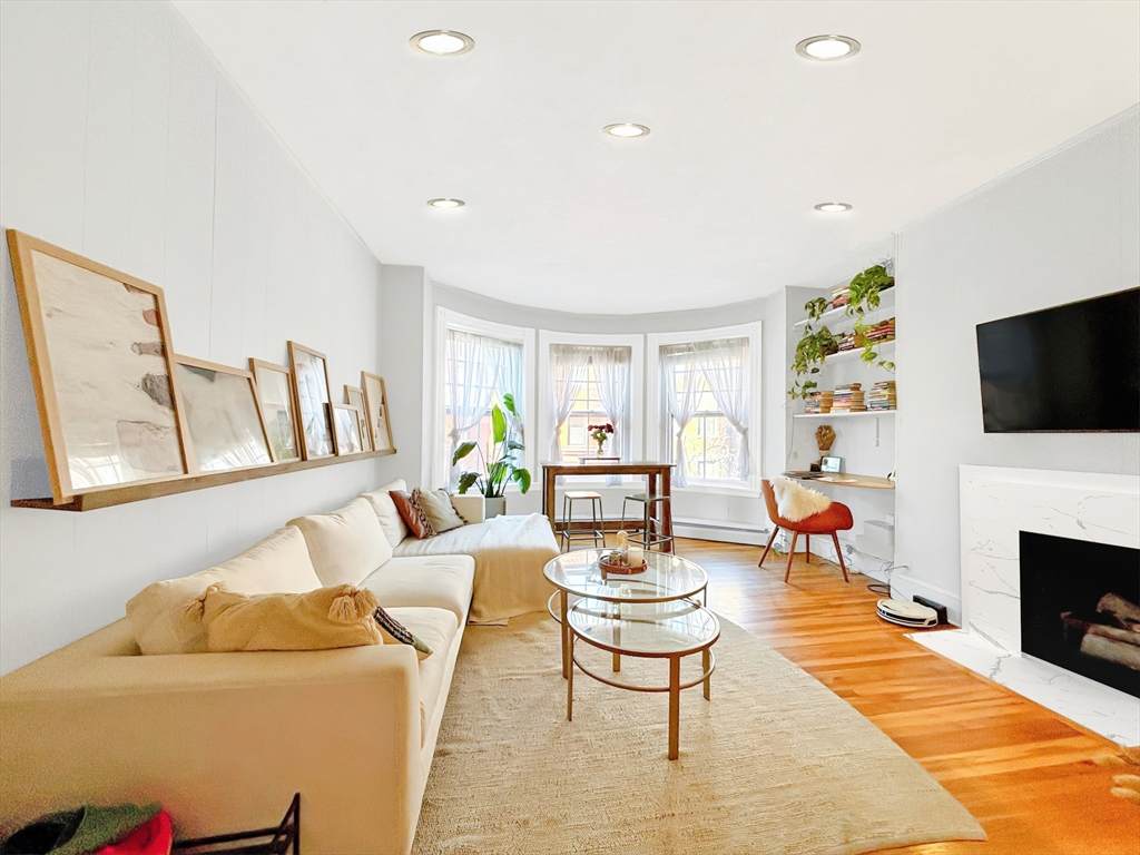 426 Marlborough Street - Photo 1