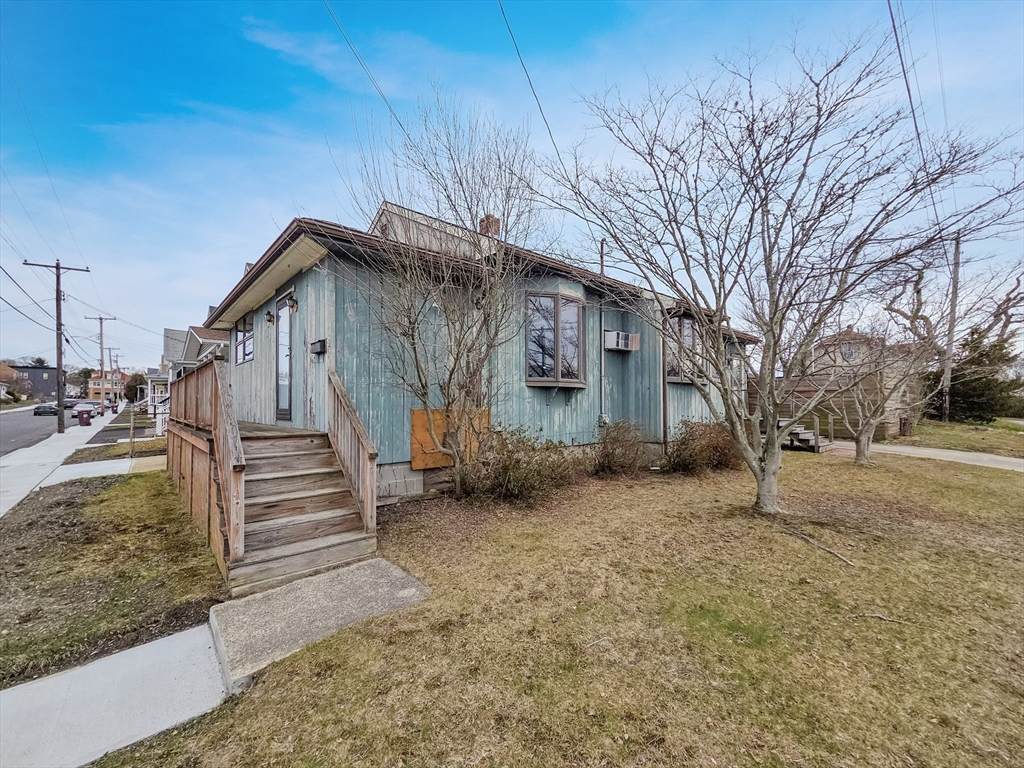 54 Slocum St - Photo 1