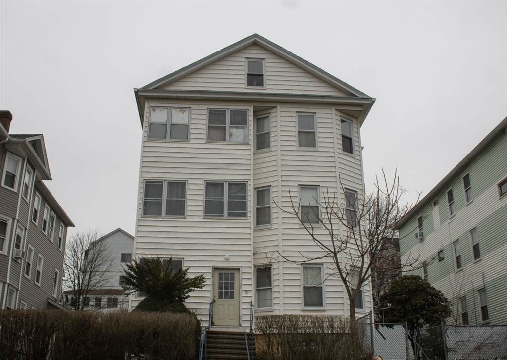 91 Perry Ave - Photo 1
