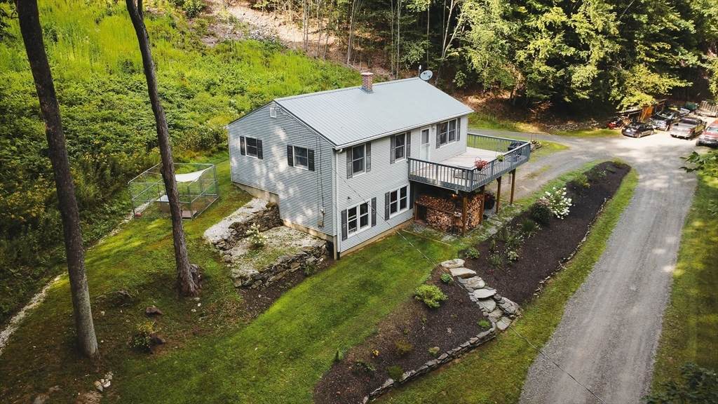 90 West Hawley Rd - Photo 1