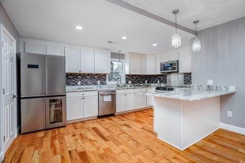 161 11th Street - Photo 1
