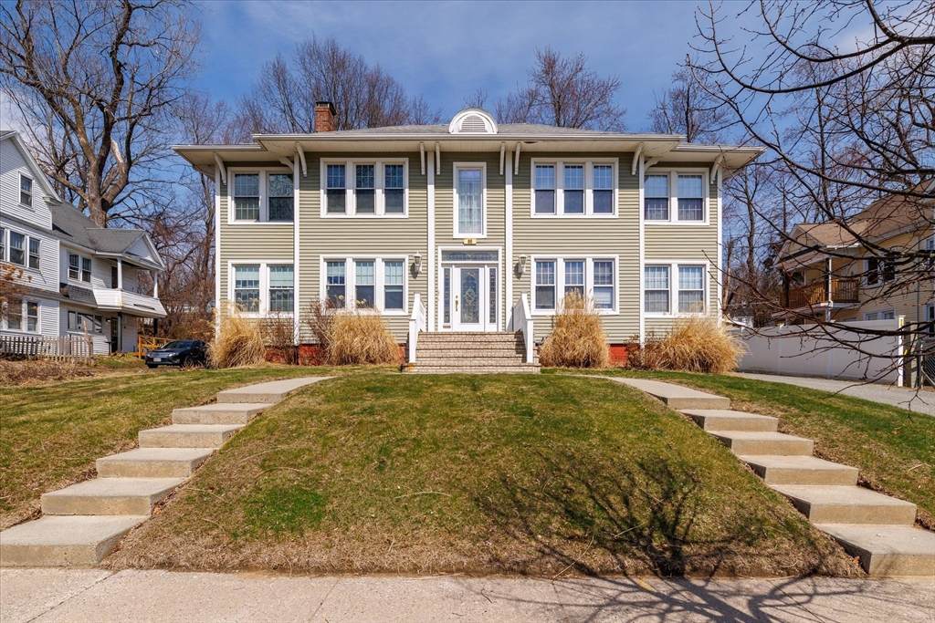 85 Narragansett St - Photo 1