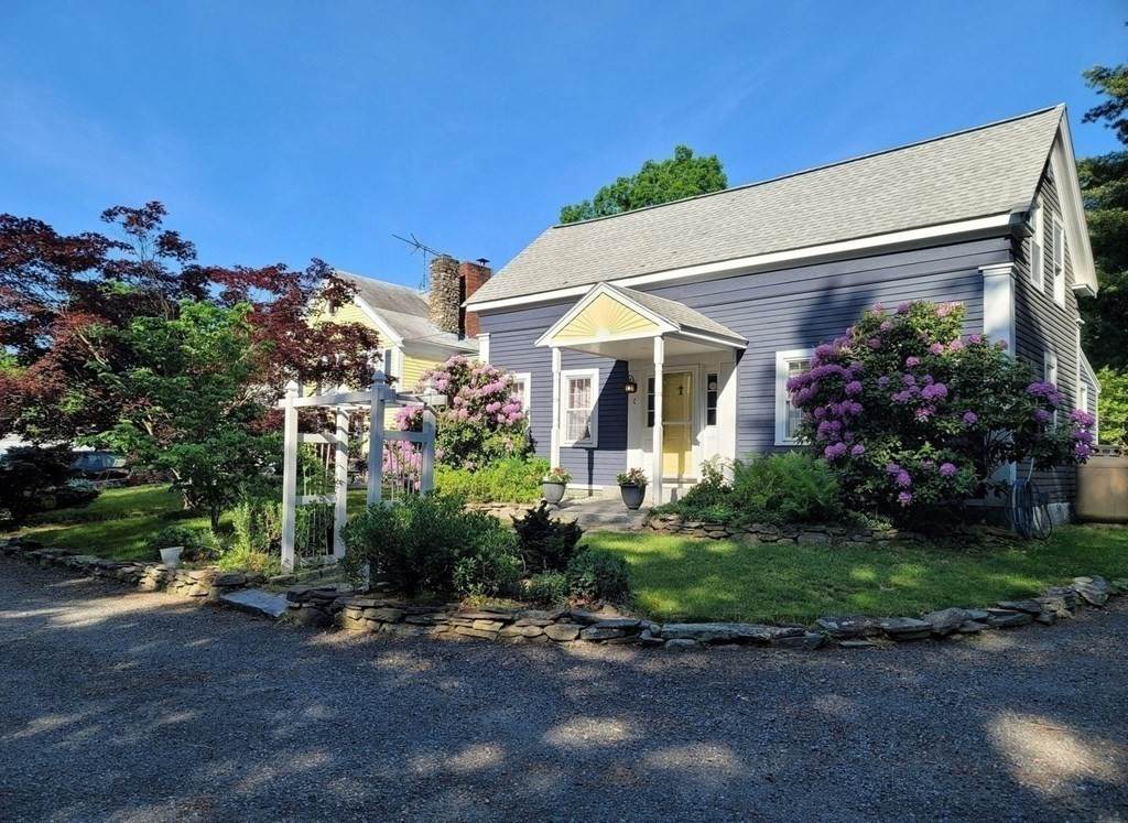10 Bulkeley Rd - Photo 1