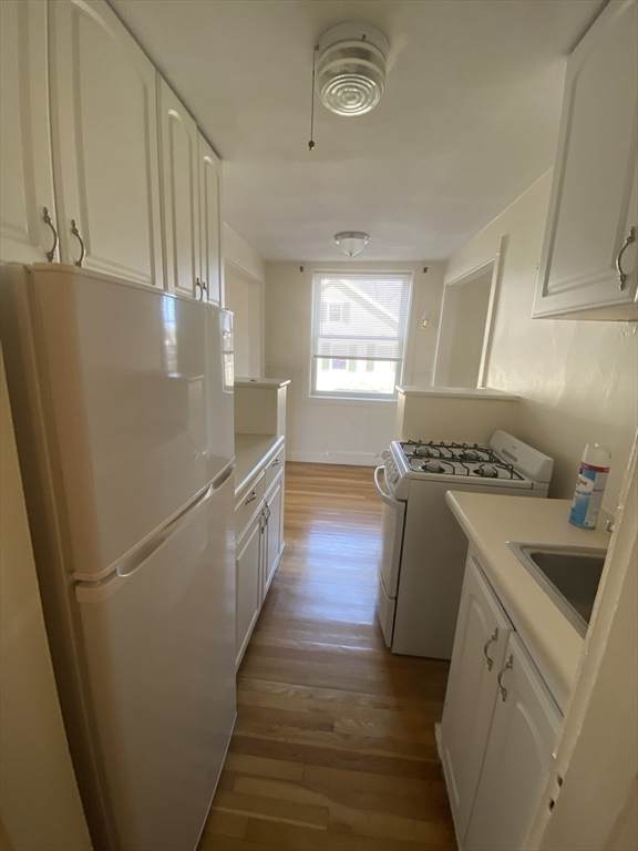 66 Lake Ave - Photo 1