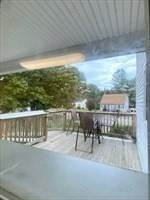 531 Summer St - Photo 2