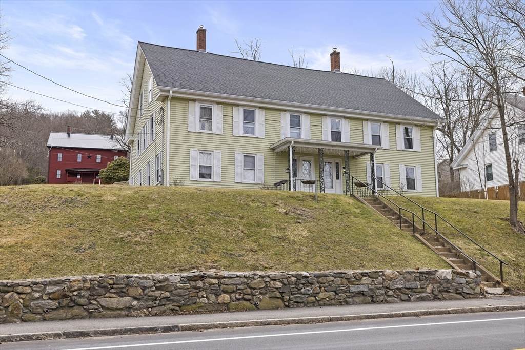 347-349 Main St - Photo 1