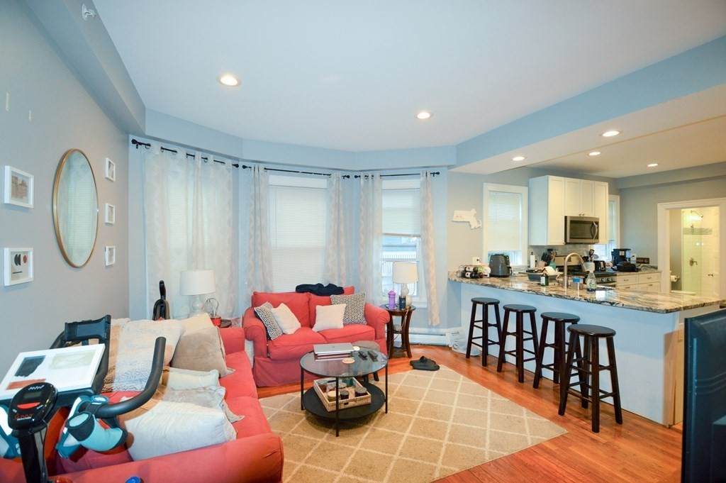 60 Mapleton St - Photo 1