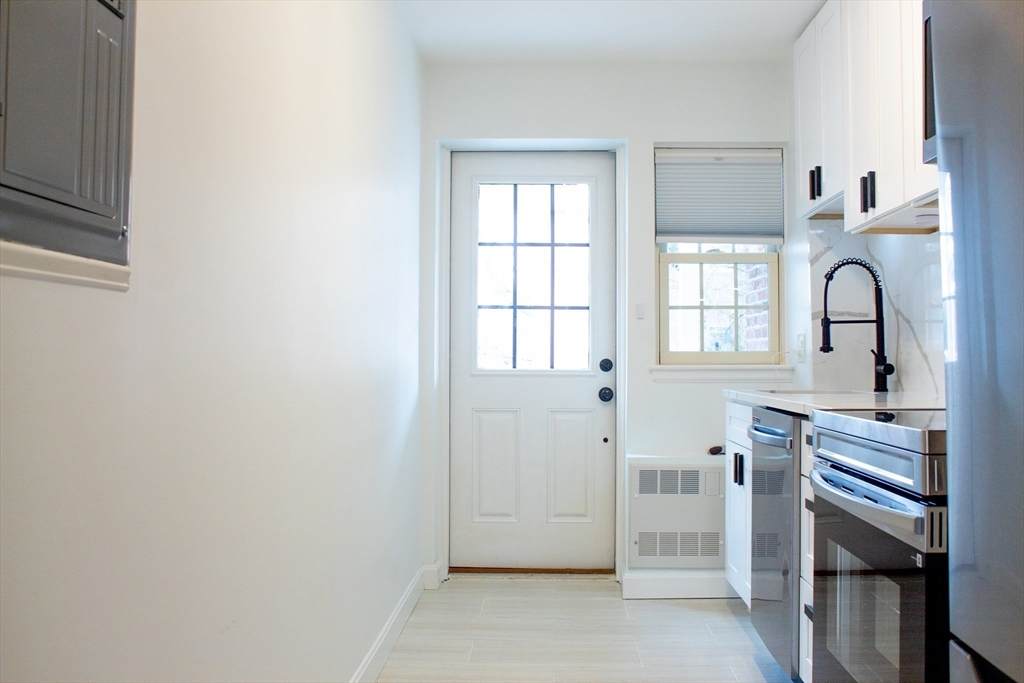 33 Hammond Pond Pkwy - Photo 1
