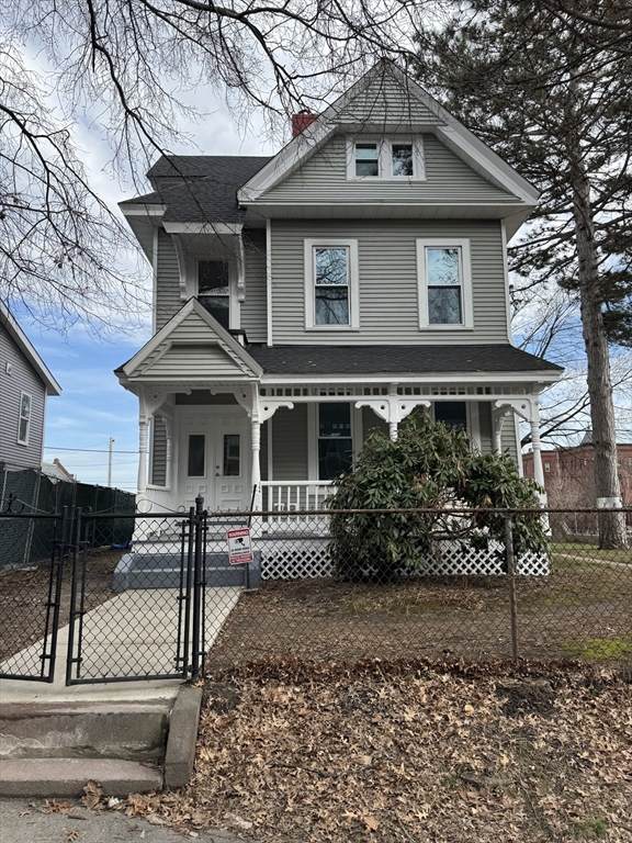 192 Chestnut St - Photo 1