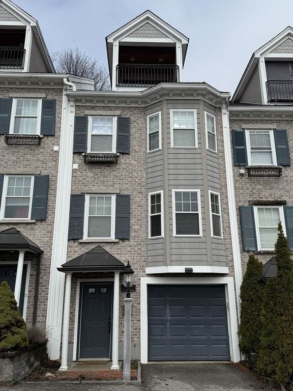 34 Johnson St - Photo 1