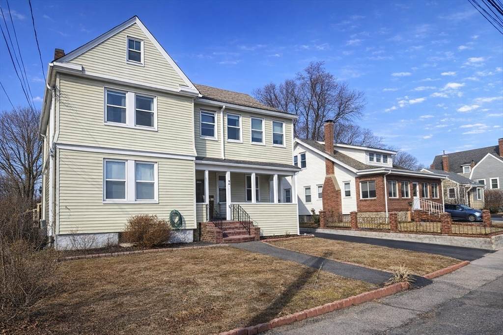 140 Hollis Avenue - Photo 1