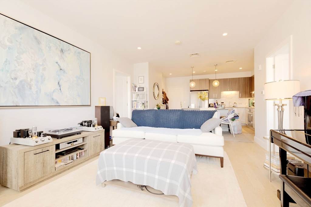 50 Symphony Rd - Photo 1