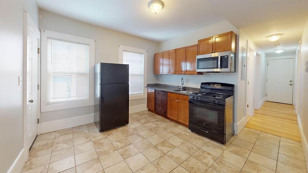 18 Rowell - Photo 1