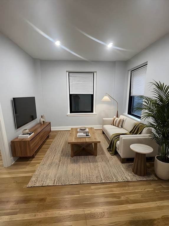 475 Commonwealth Avenue - Photo 1