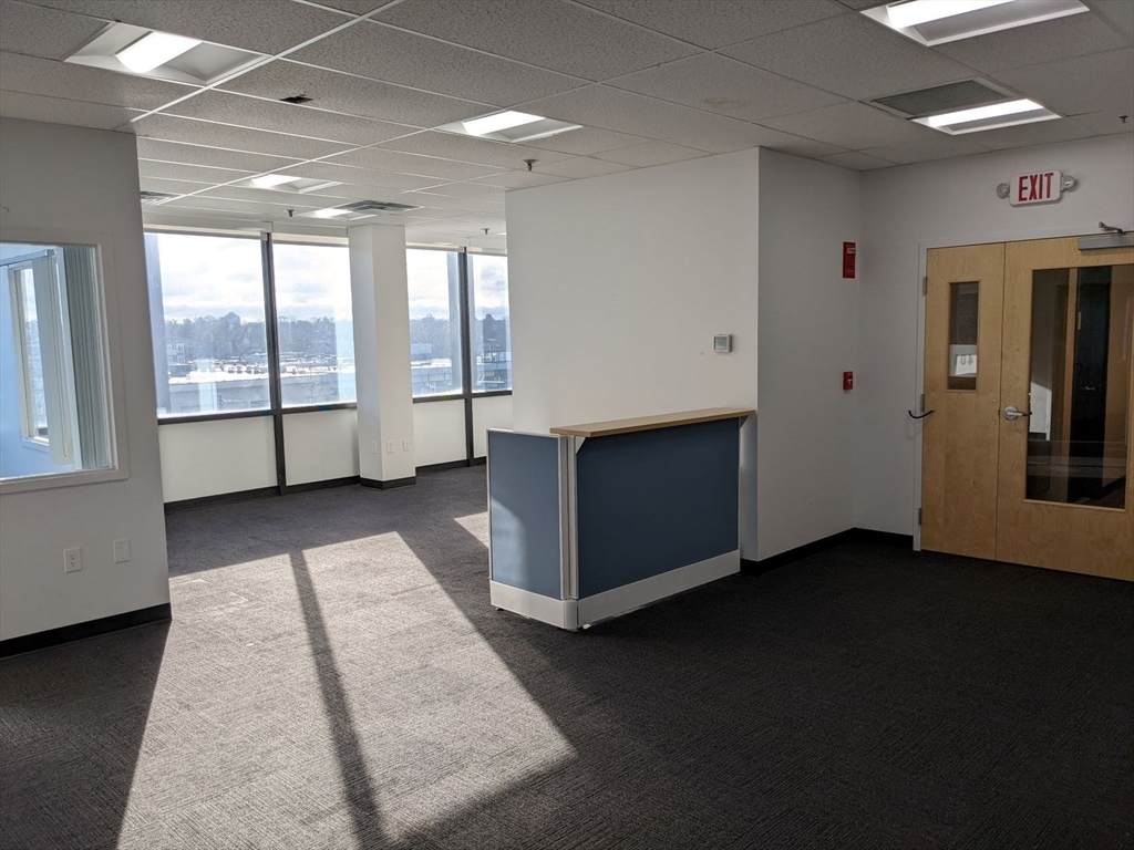 185 Alewife Brook Pkwy - Photo 1