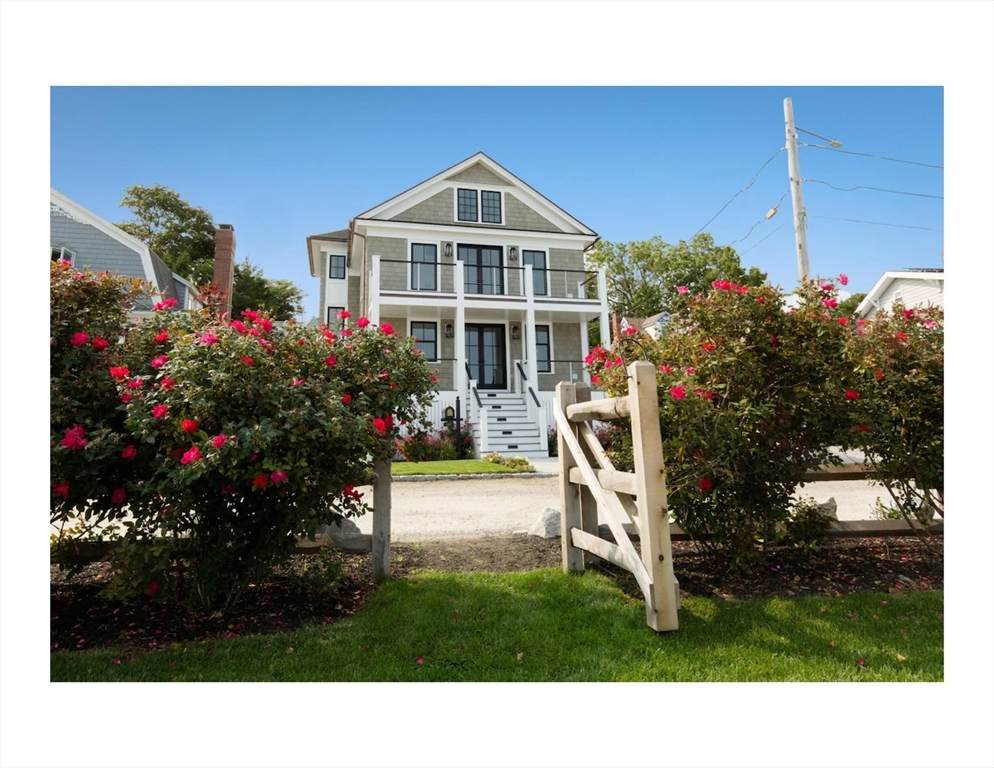 153 Bayside Rd - Photo 1