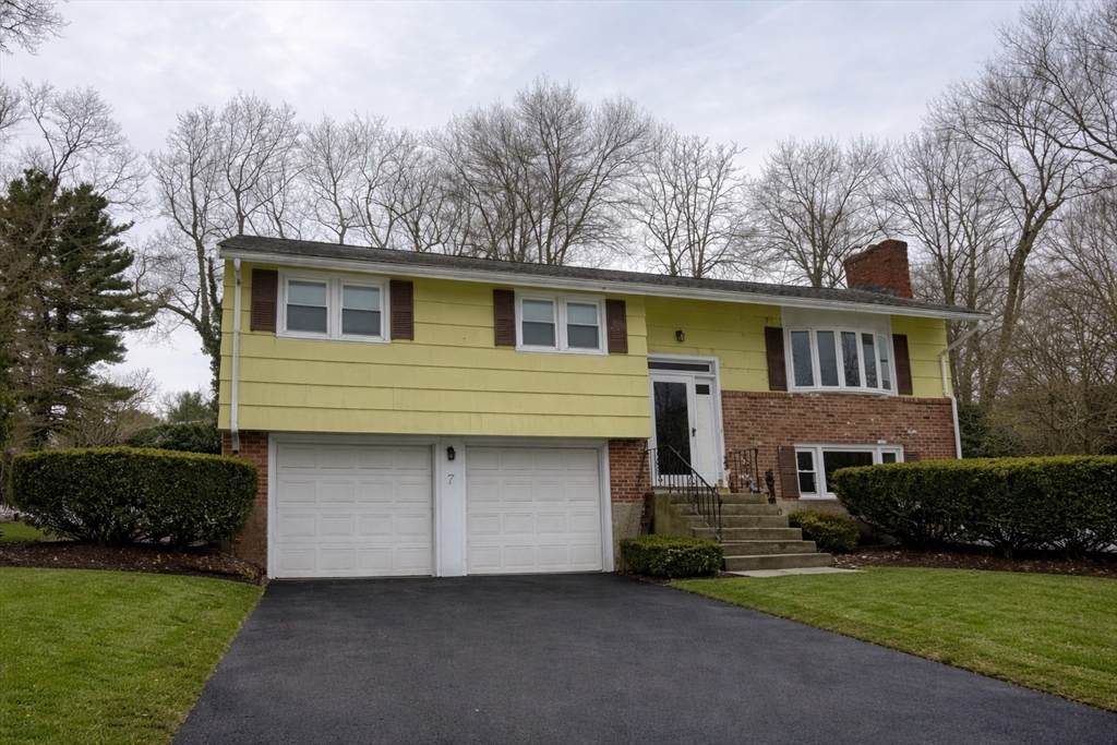 7 Lee St - Photo 1