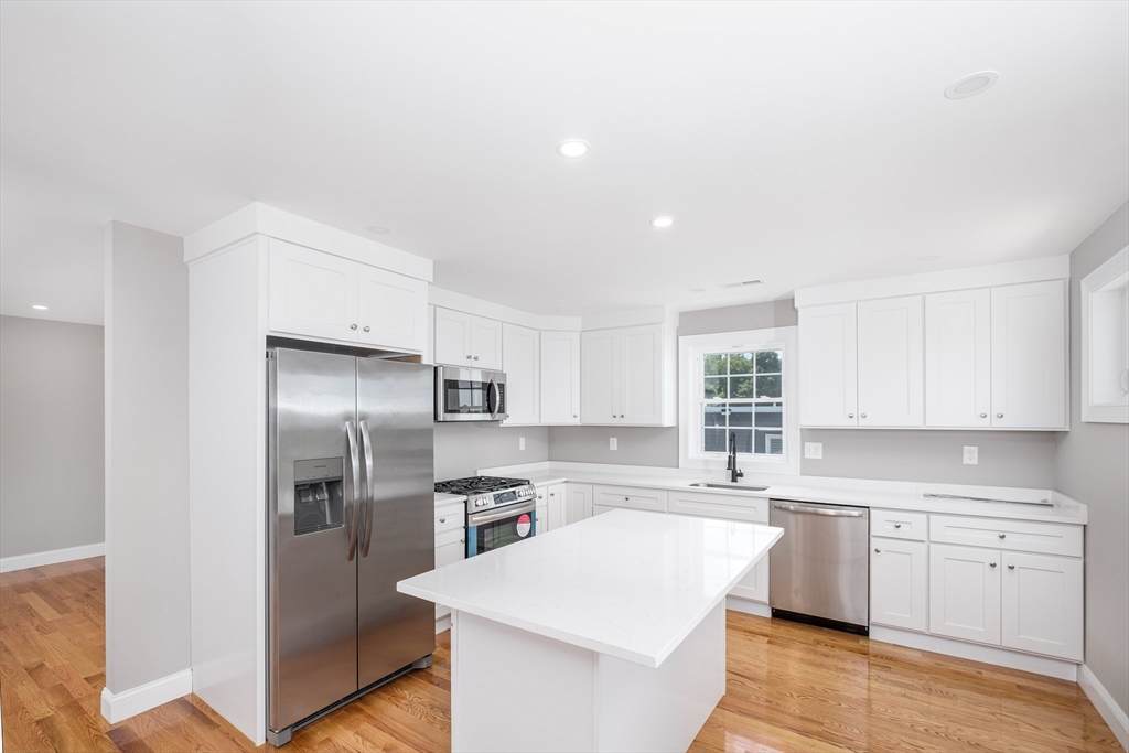 218 Vane St - Photo 1