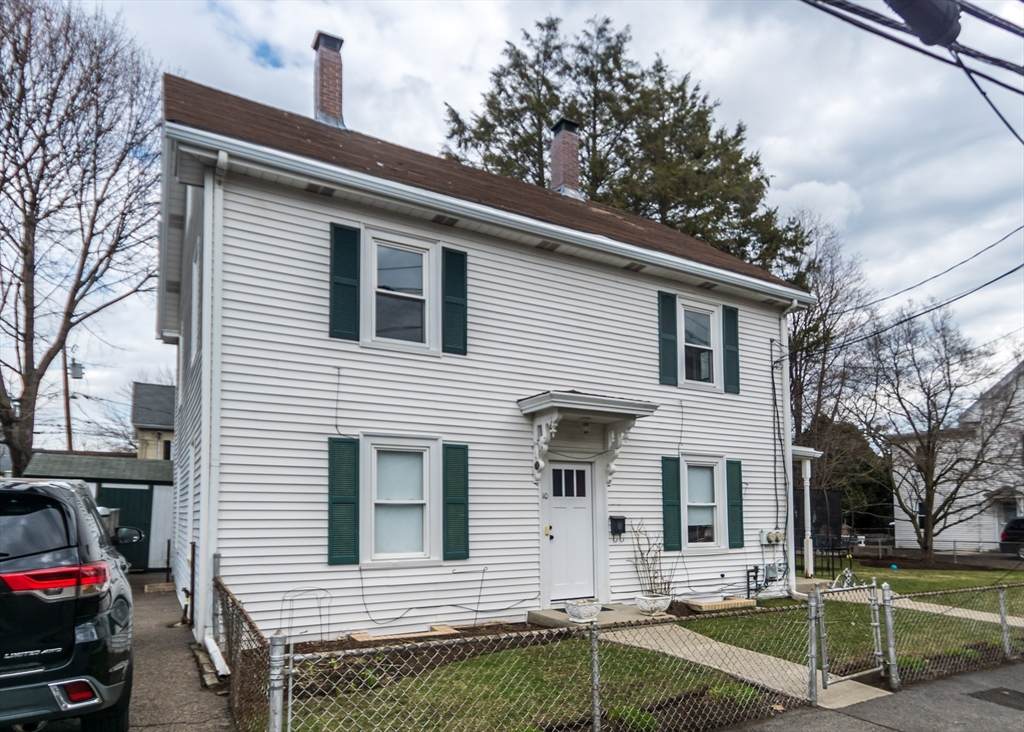 10 Foundry Avenue - Photo 1