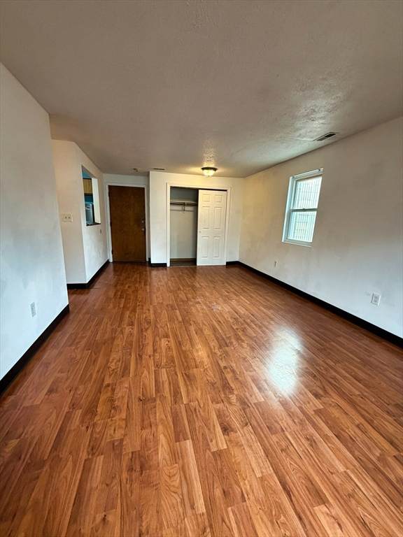 75 Scotch Pond Pl - Photo 1
