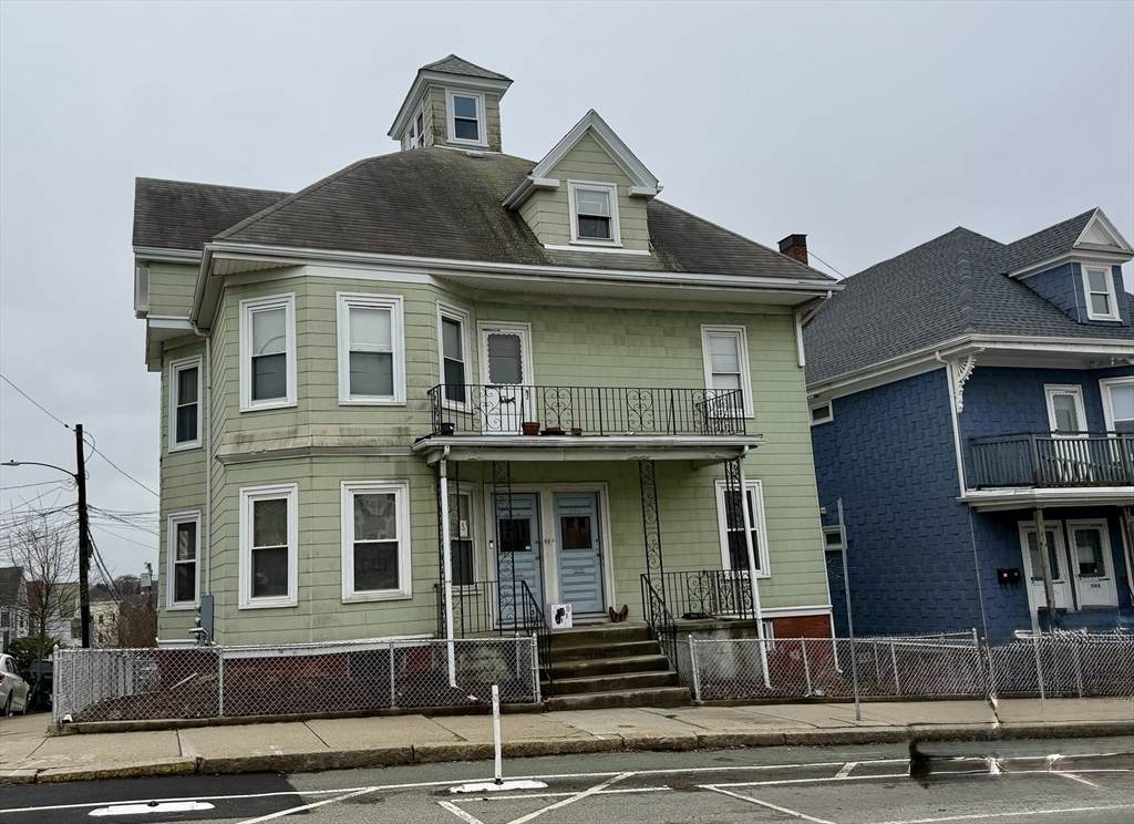 452-454 Broadway - Photo 1