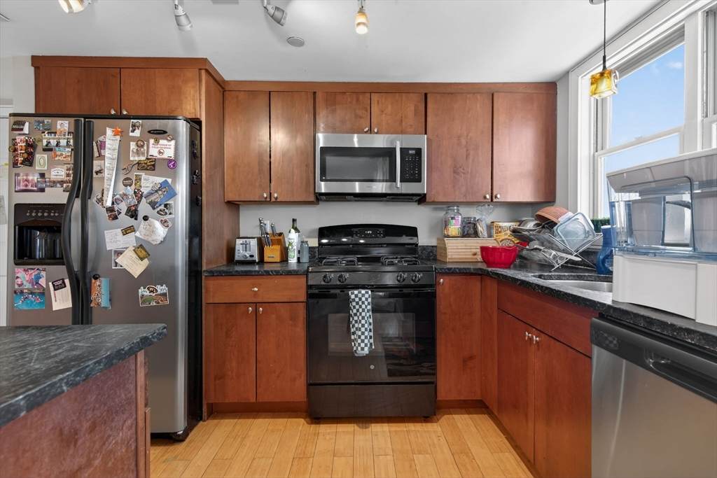 2 Boylston - Photo 1