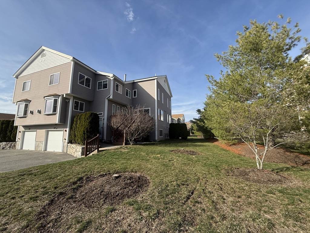 322 America Blvd - Photo 1