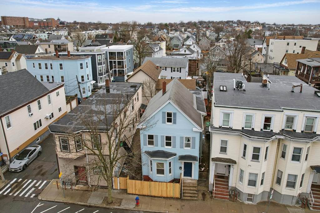 9 Cross Street - Photo 1