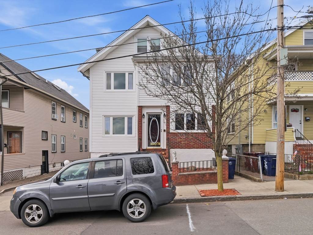32-34 Harley Ave - Photo 1