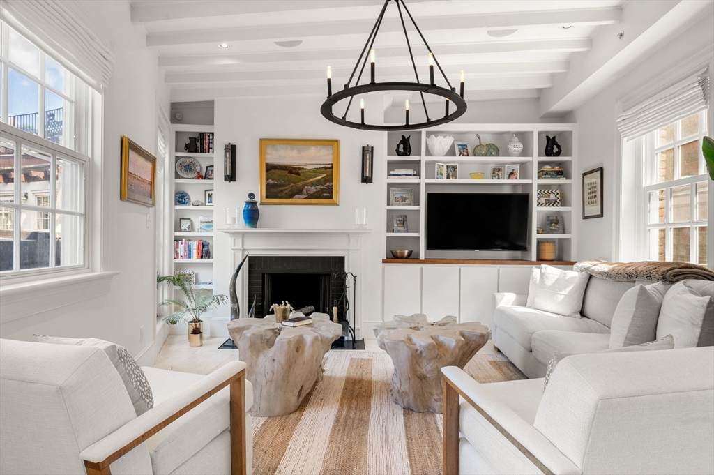 https://bt-photos.global.ssl.fastly.net/mlspin/orig_boomver_1_73497873_2.jpg
