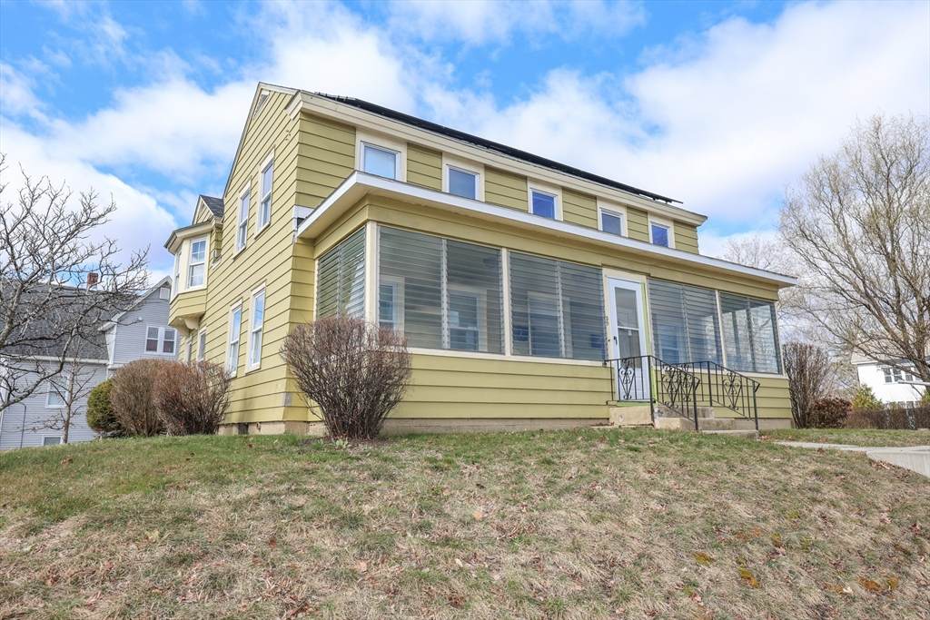 59 Lancaster St - Photo 1