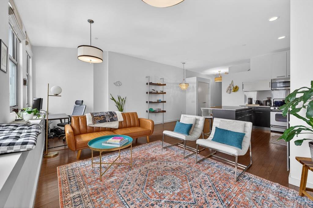 88 Kingston Street - Photo 1