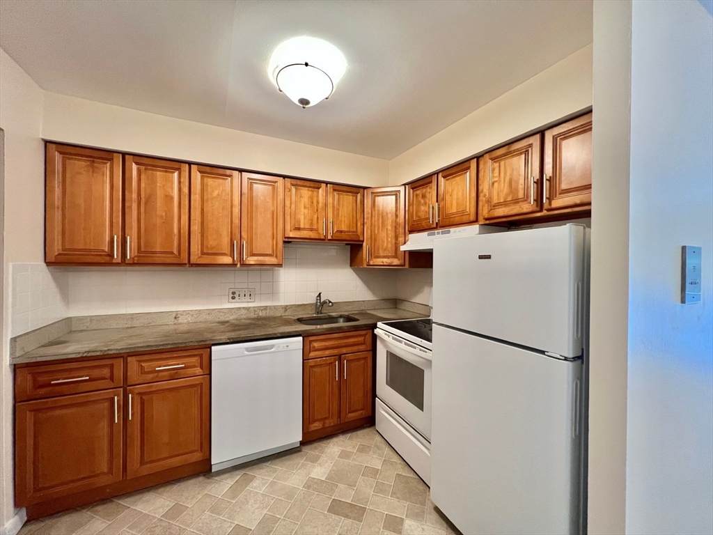 33 Paul Street - Photo 1