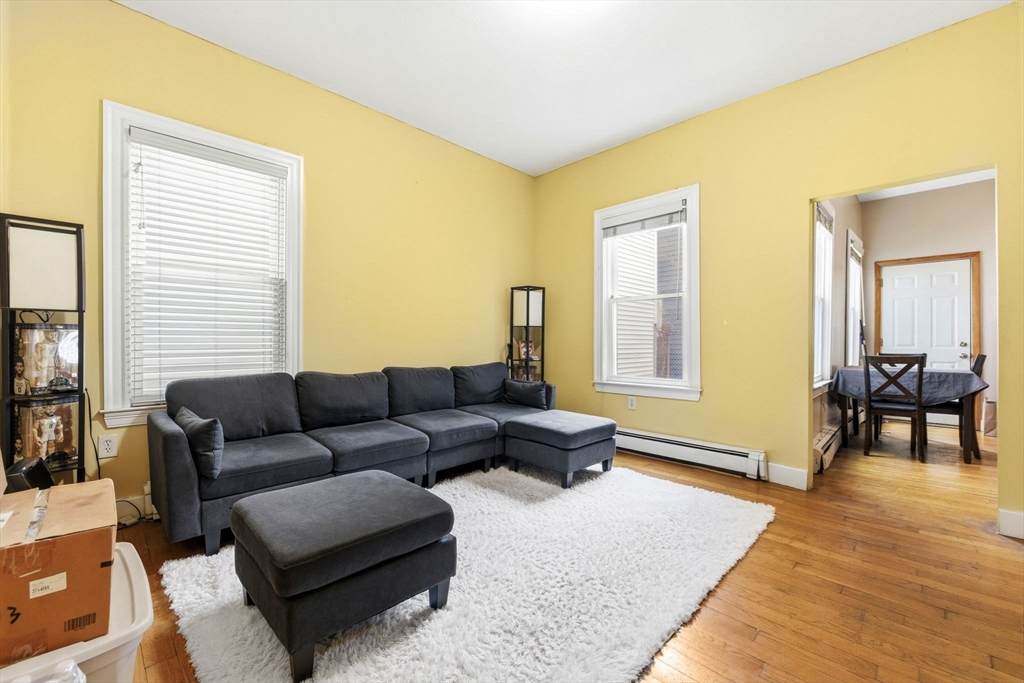 13 Fulkerson St - Photo 1