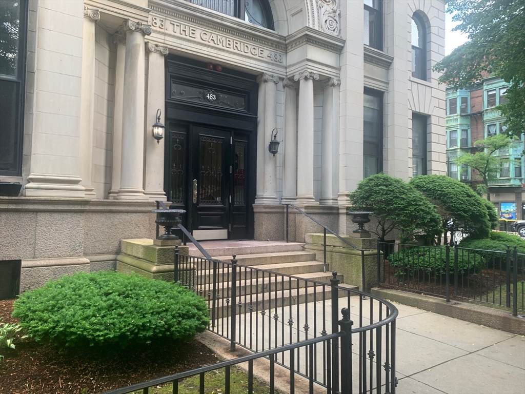 483 Beacon St - Photo 1