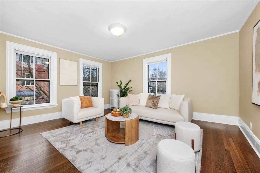 29 Sacramento St - Photo 1
