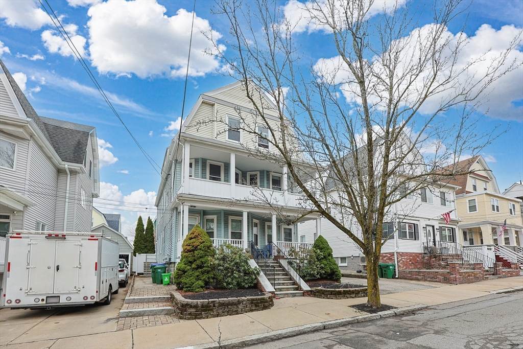 15-17 Golden Avenue - Photo 1